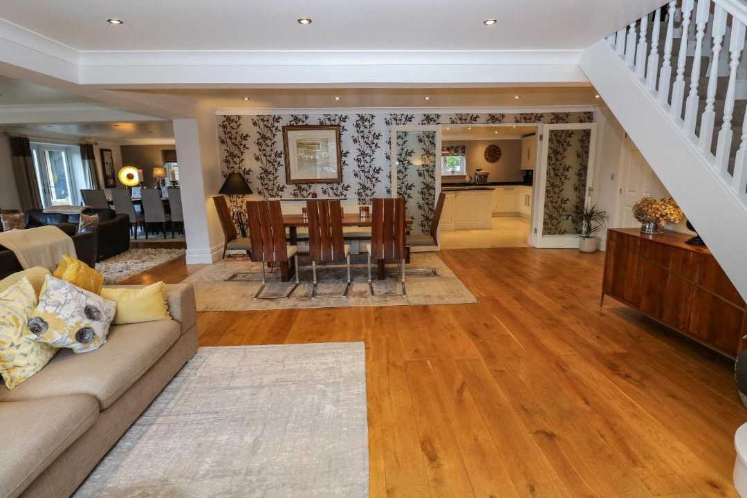 Photo of Others in Padfield