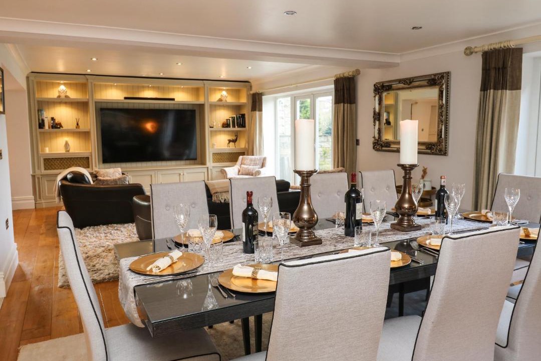 Photo of Others in Padfield