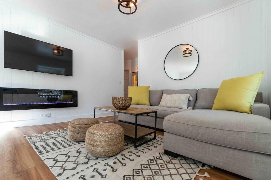 Photo of Others in Kellogg