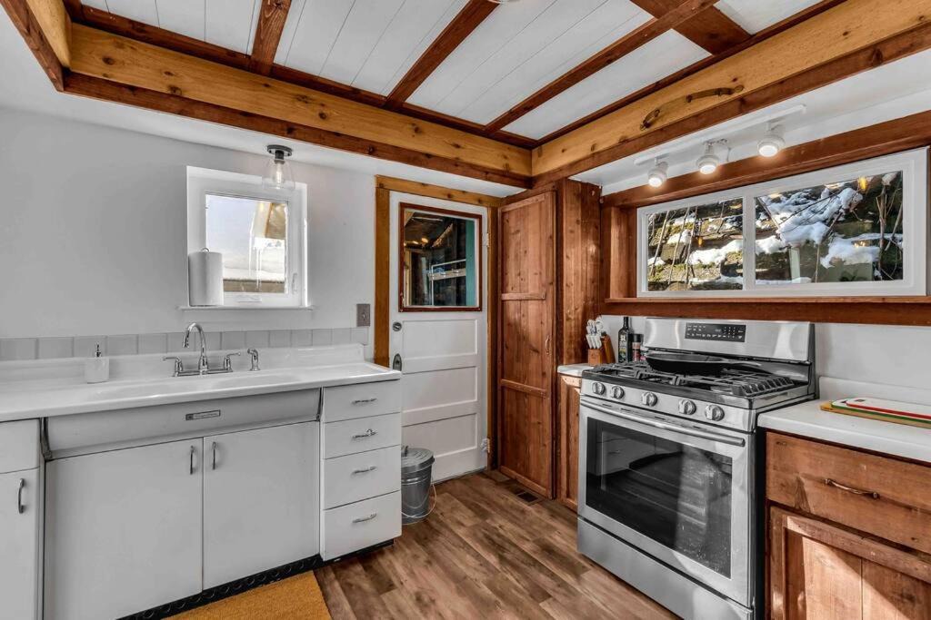 Photo of Others in Kellogg