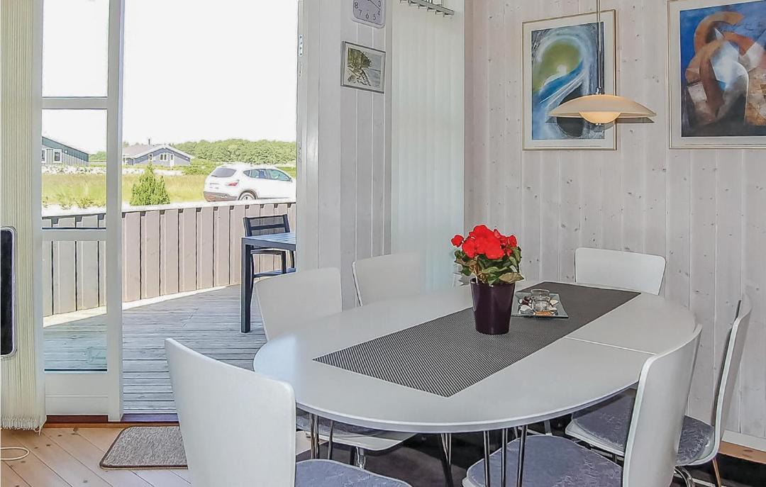 Photo of Others in Flovt Strand