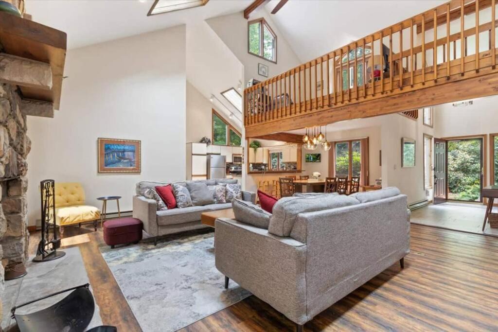 Photo of Others in Pocono Pines