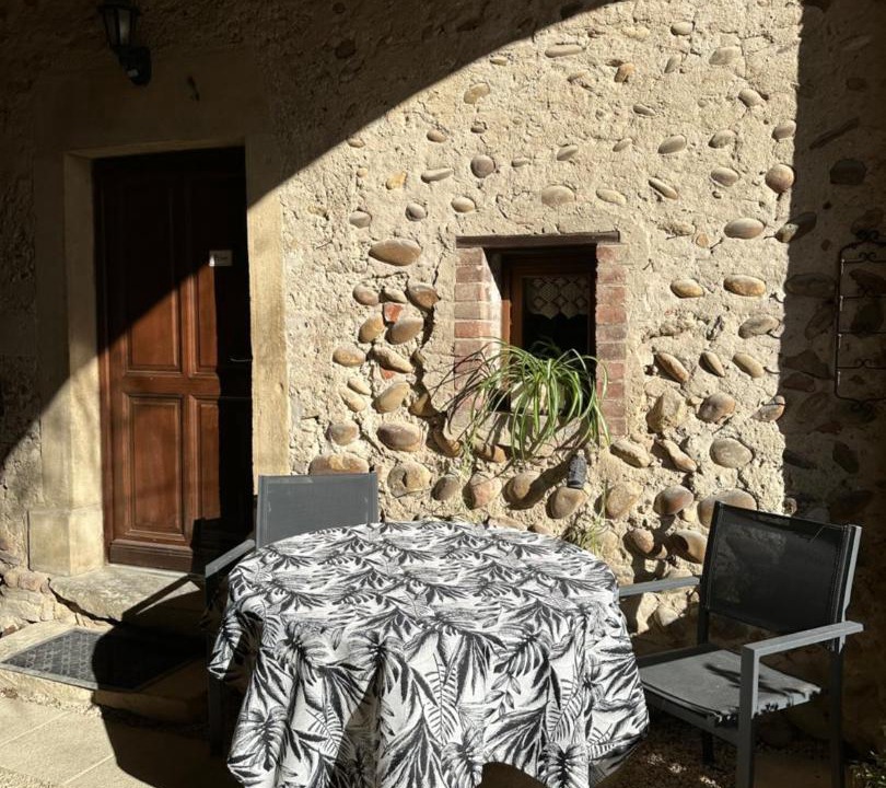 Photo of Others in Lens-Lestang