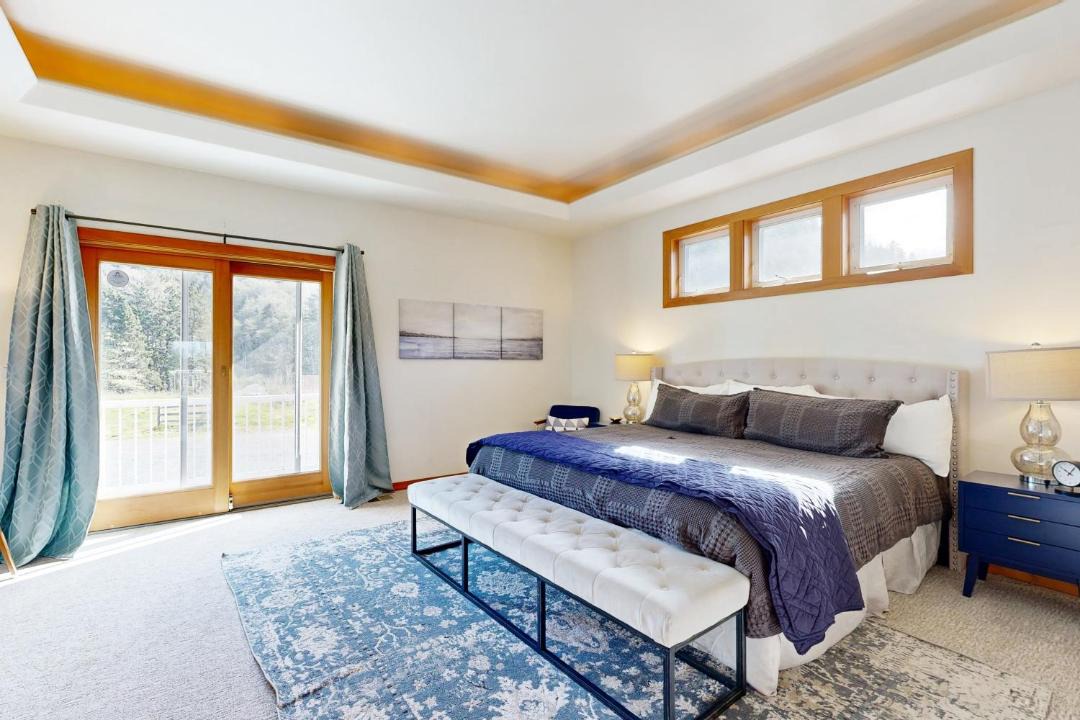 Photo of Bedroom in Rockaway Beach