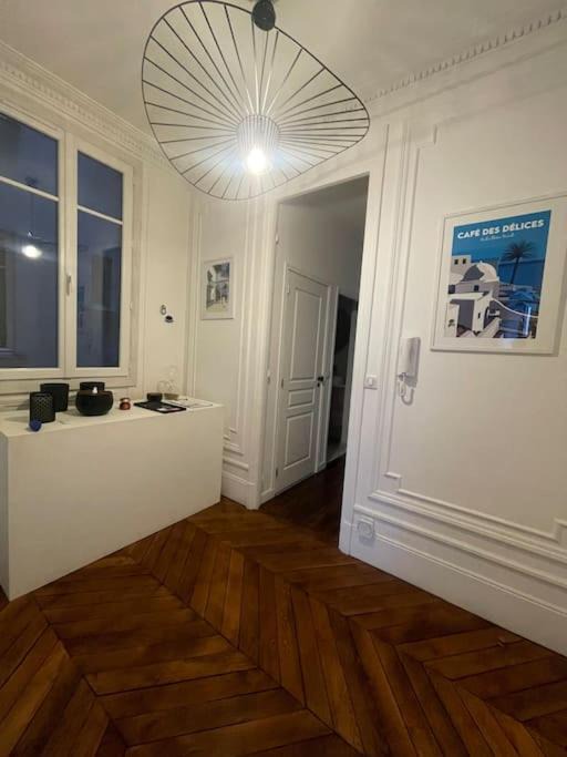 Photo of Others in Grenelle