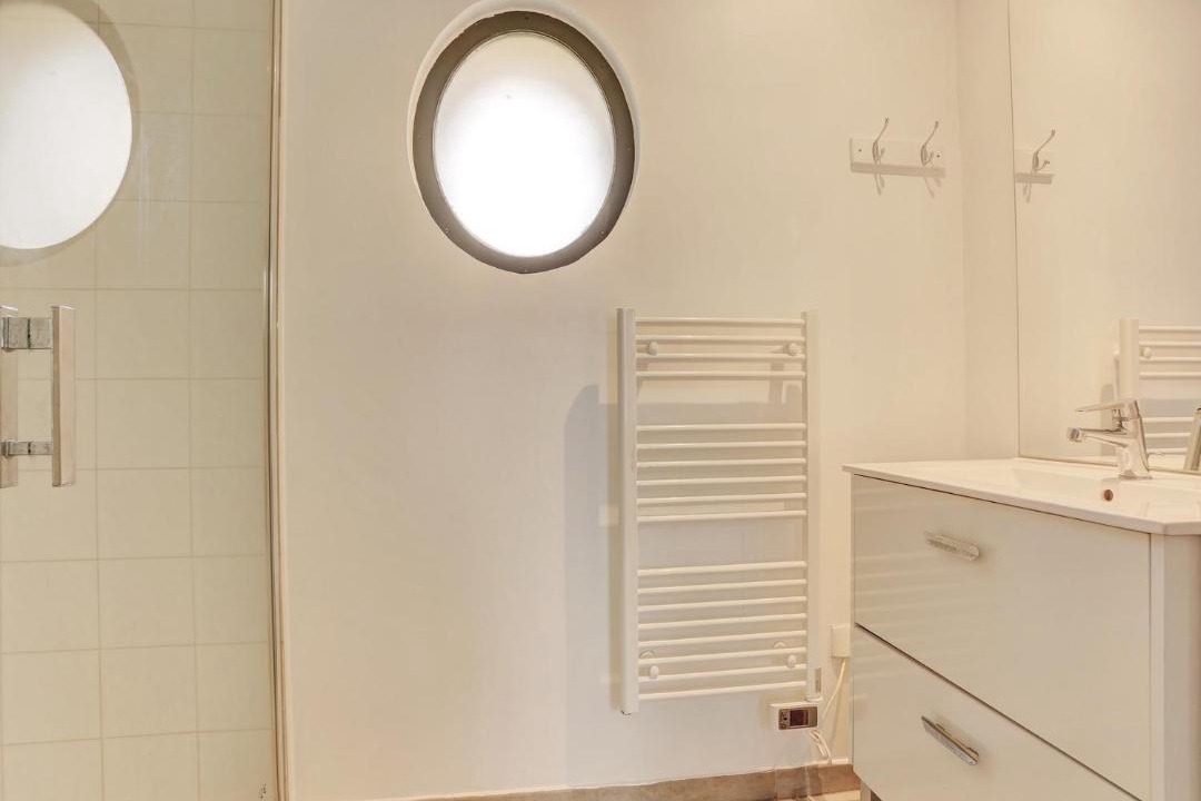 Photo of Others in Abondant