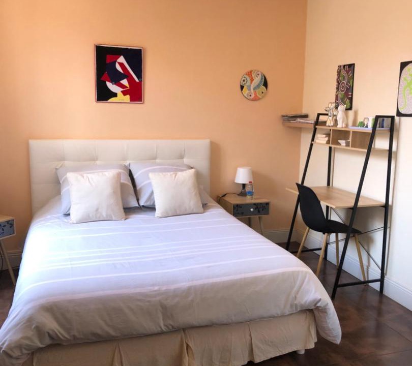 Photo of Others in Pons