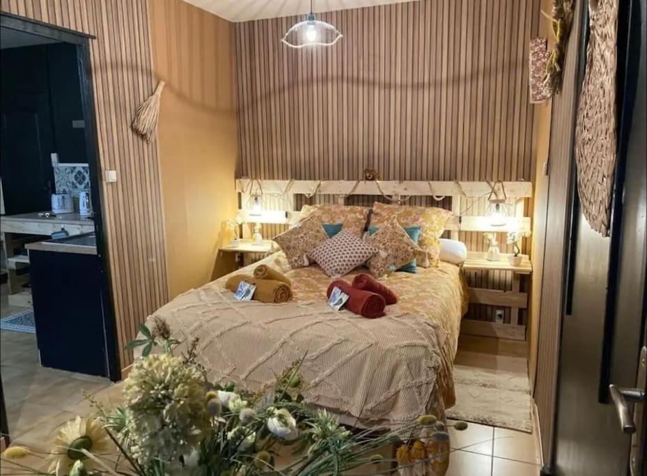 Photo of Others in Ferques