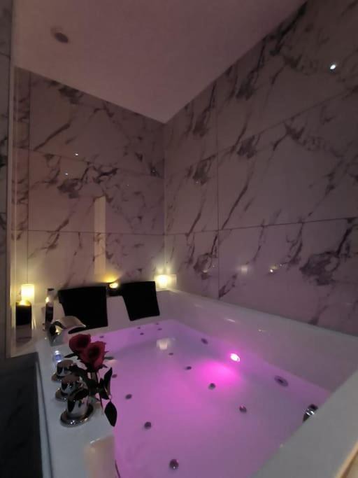 Photo of Bathroom in Montbrison