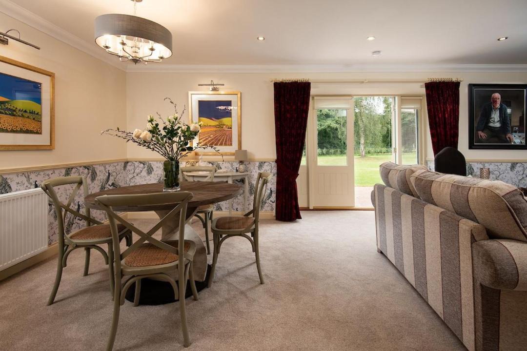 Photo of Others in Melrose