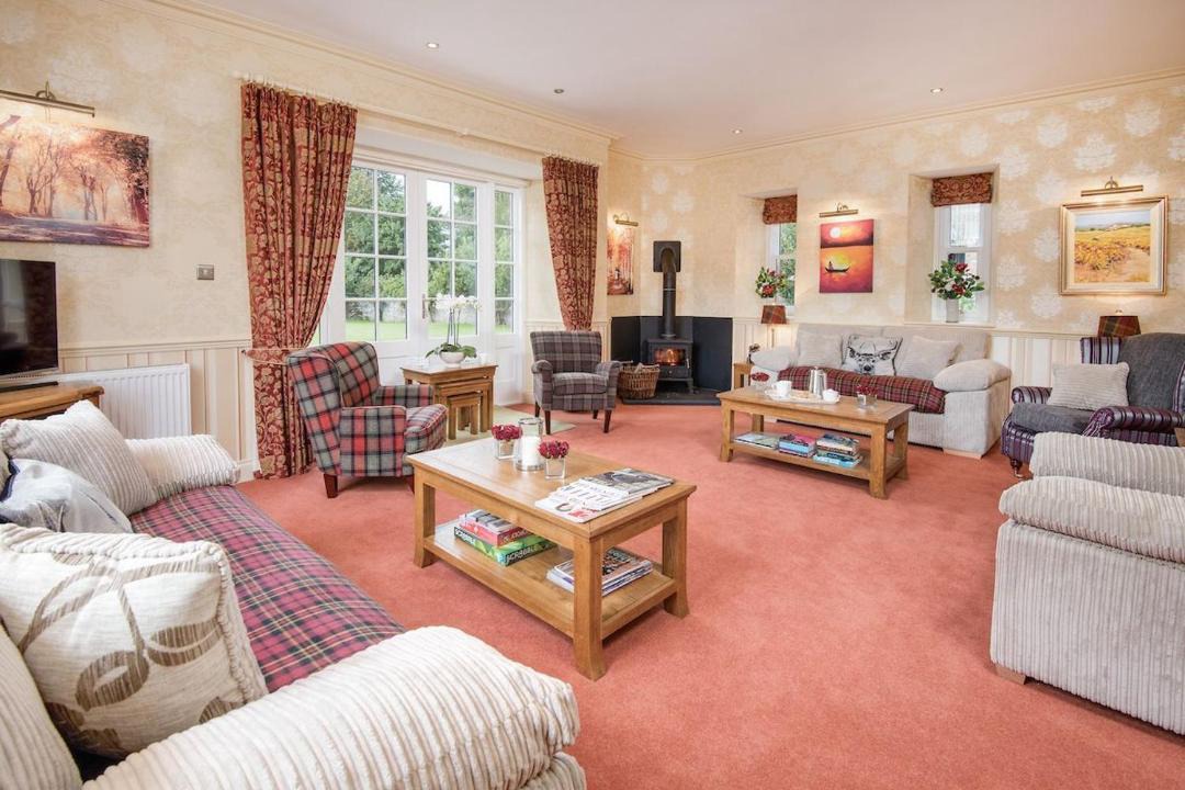 Photo of Others in Melrose