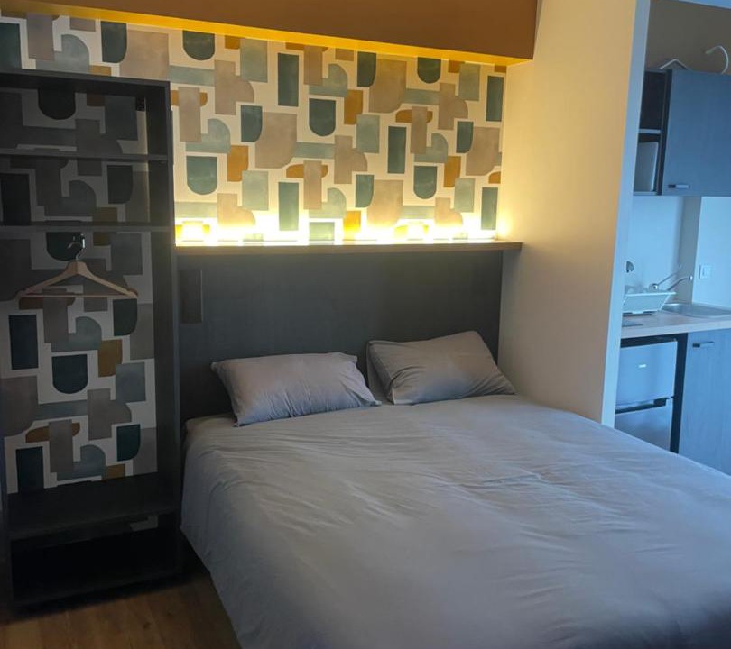 Photo of Others in Anatole France Danton