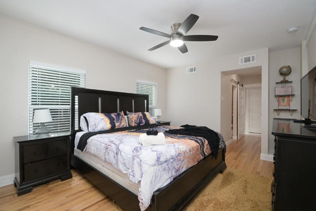 Photo of Bedroom in Near East Side