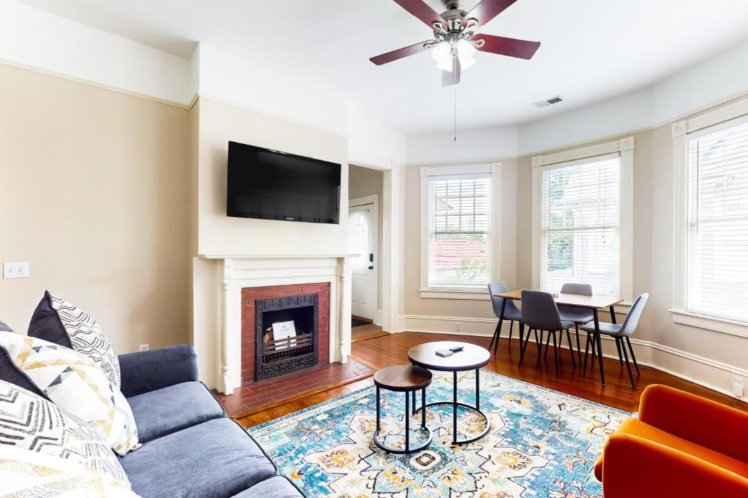 Photo of Others in Thomas Square