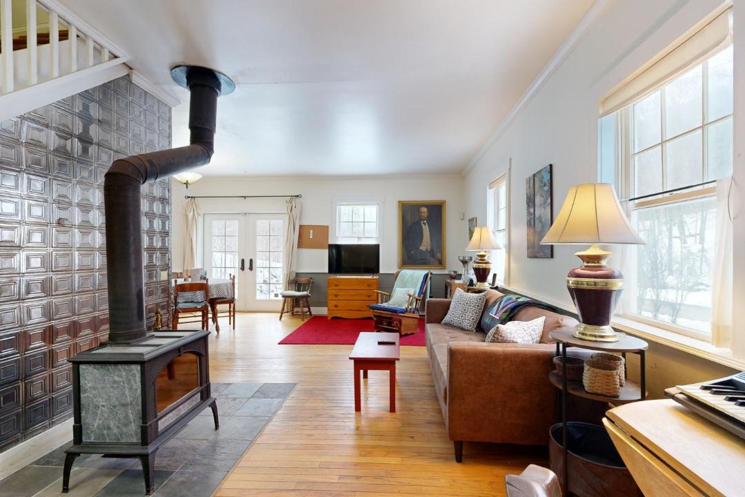 Photo of Others in Barnard