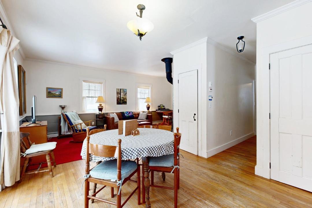 Photo of Others in Barnard