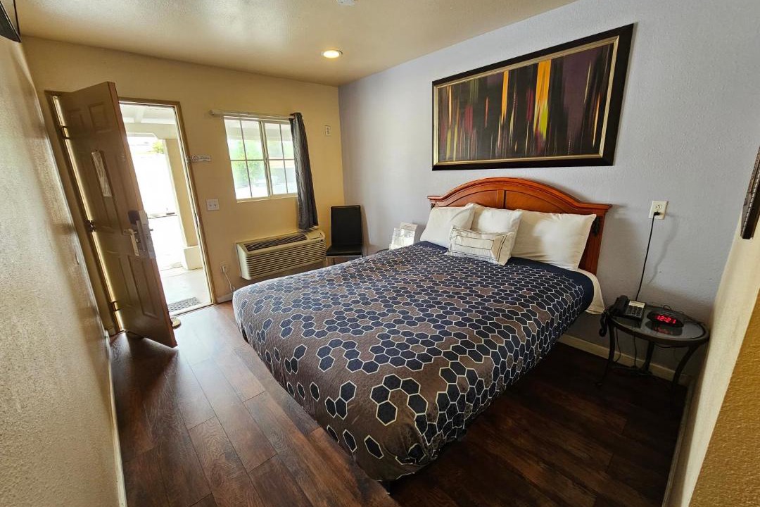 Photo of Bedroom in Calexico