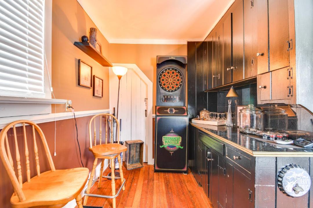 Photo of Others in Cayuga