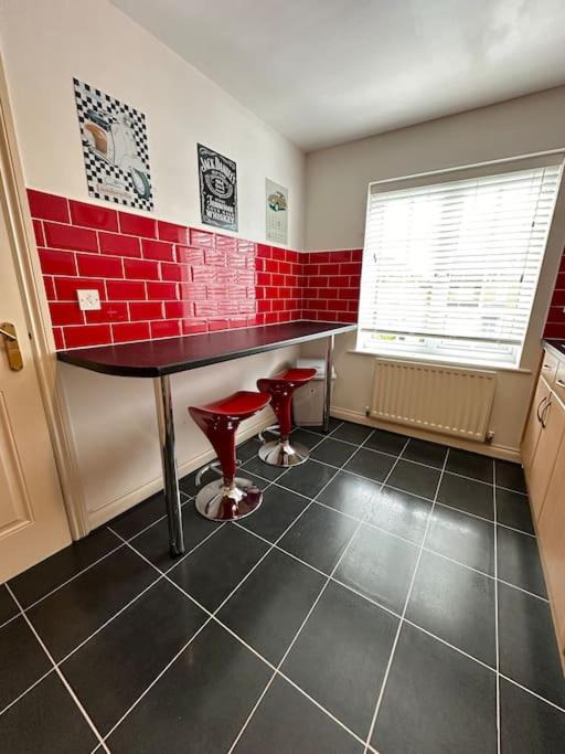 Photo of Others in Leigh