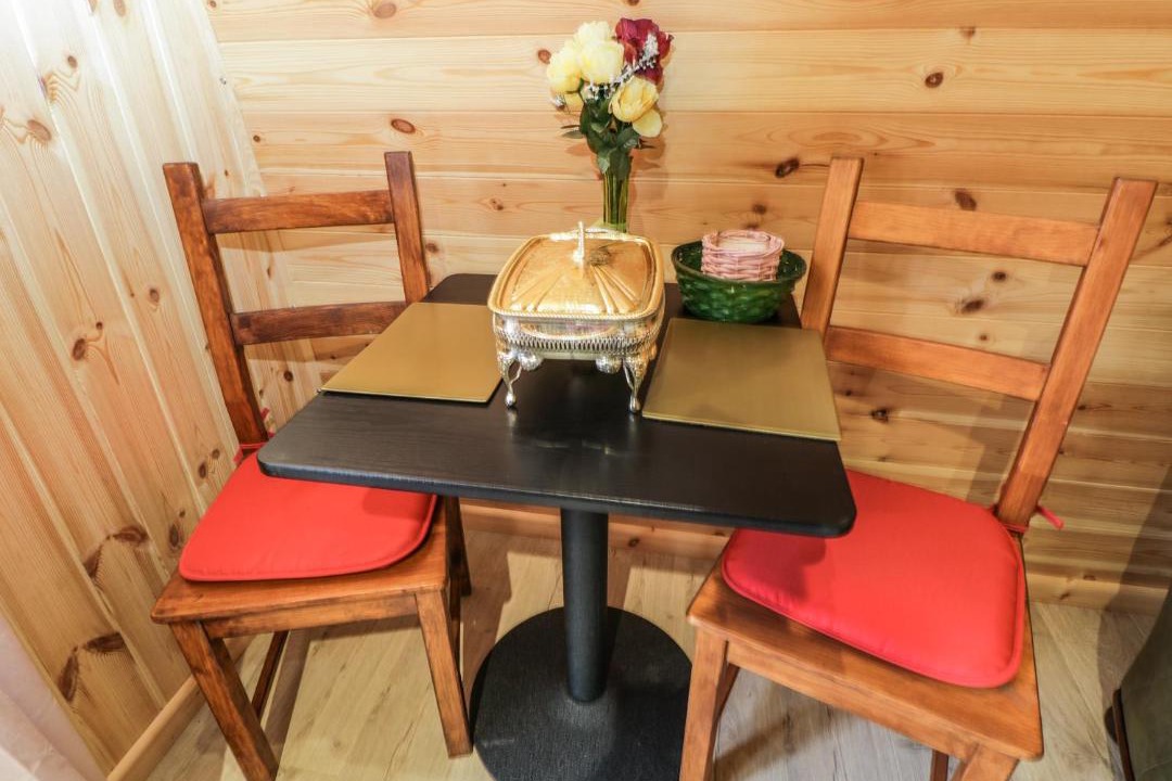 Photo of Others in Bushton