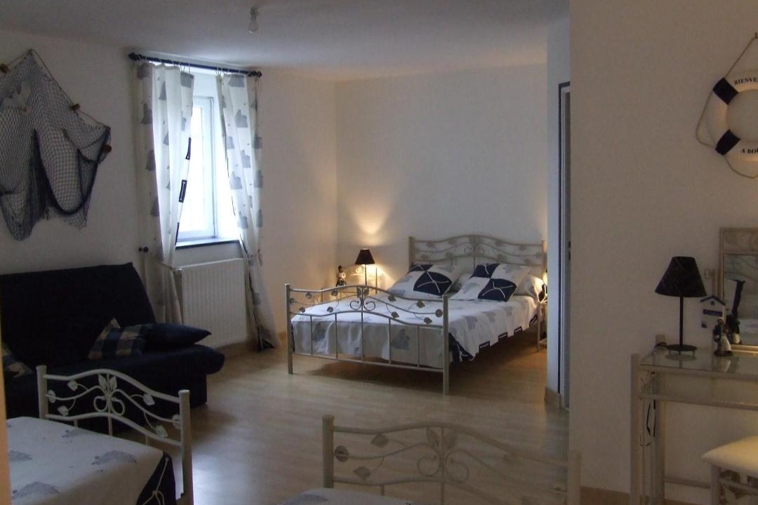 Photo of Others in Tirepied