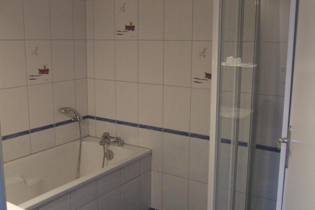 Photo of Others in Tirepied