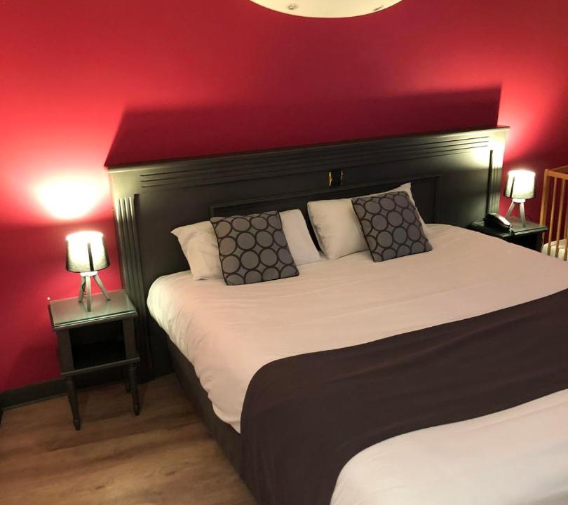 Photo of Bedroom in Venoy