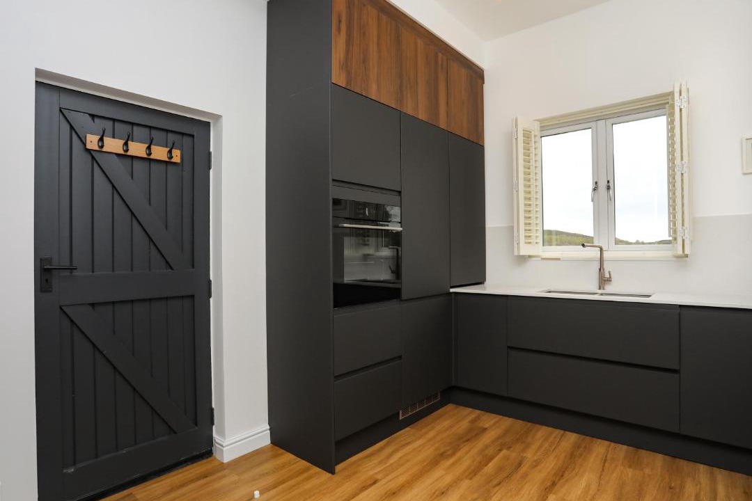 Photo of Others in Henryd