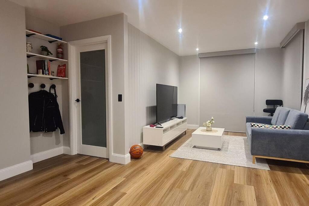 Photo of Others in Werribee