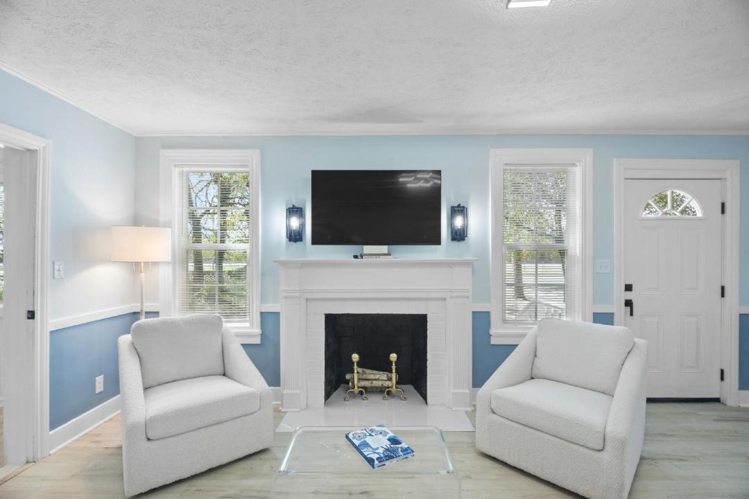 Photo of Others in Forest Hills