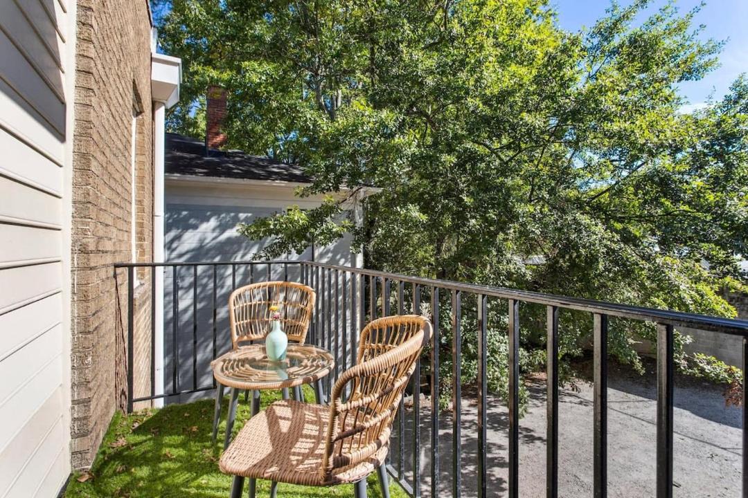 Photo of Patio Balcony in Candler Park