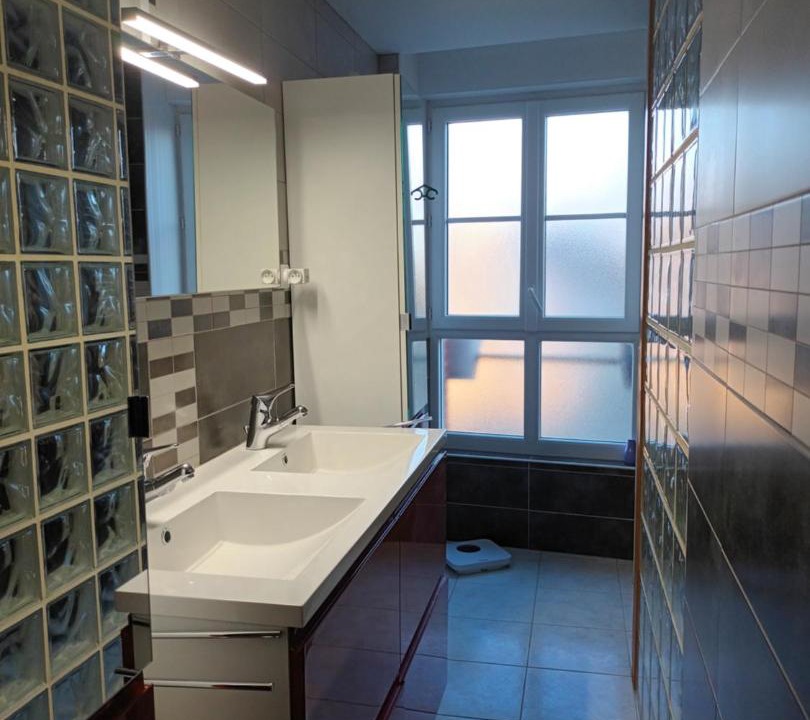 Photo of Others in La Previere