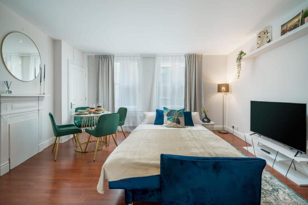 Photo of Others in Spitalfields