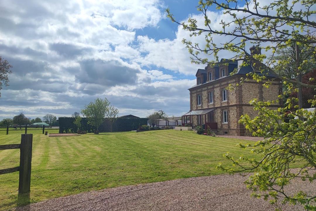 Photo of Others in Quetteville