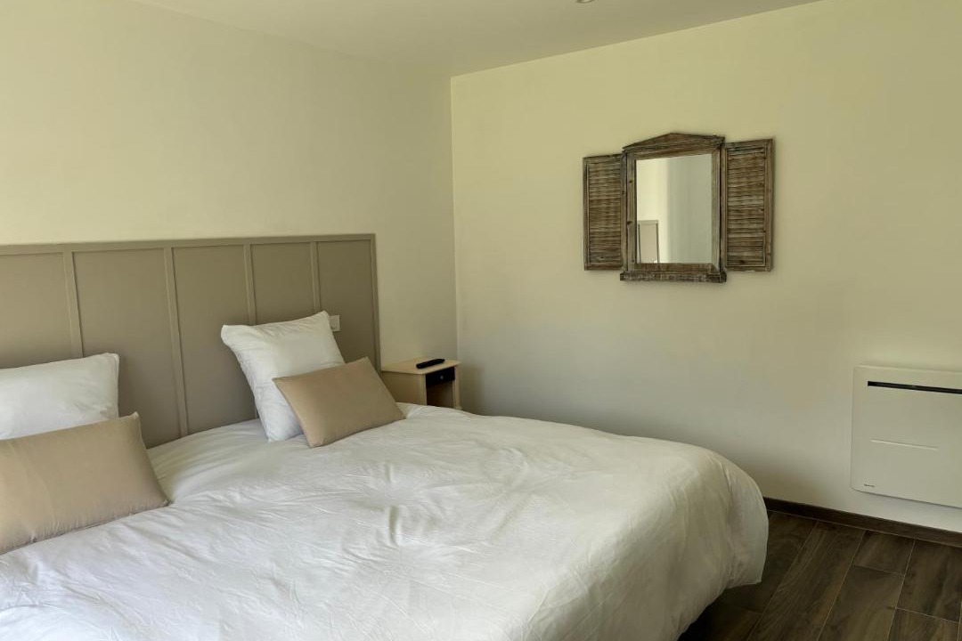 Photo of Others in Nernier