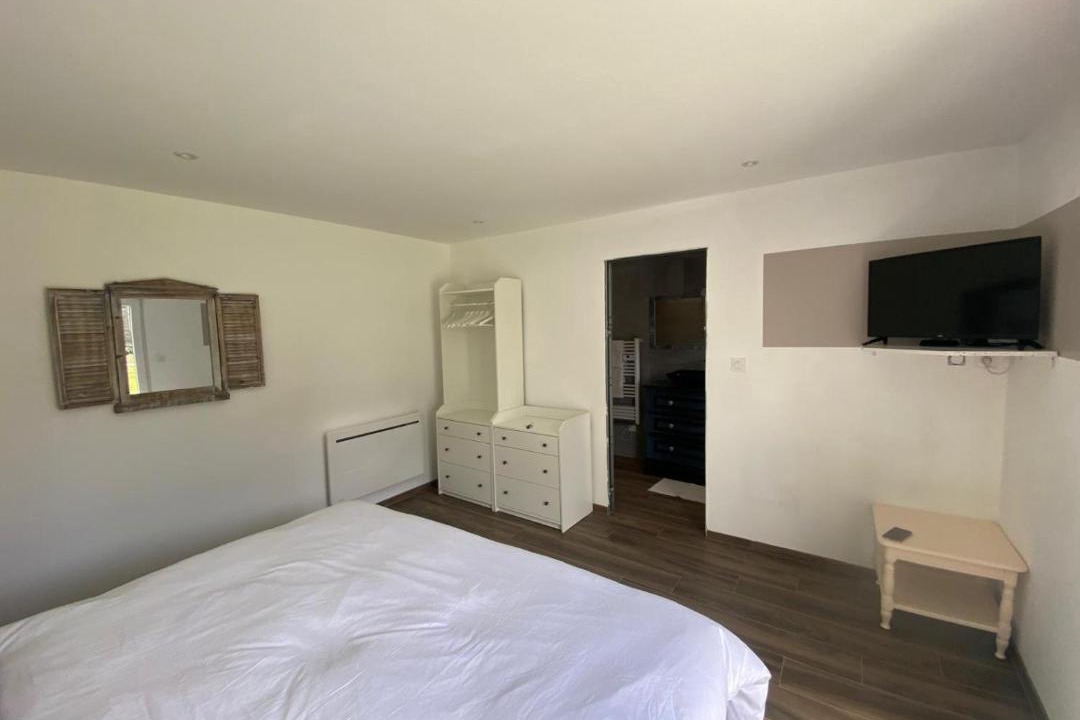 Photo of Others in Nernier