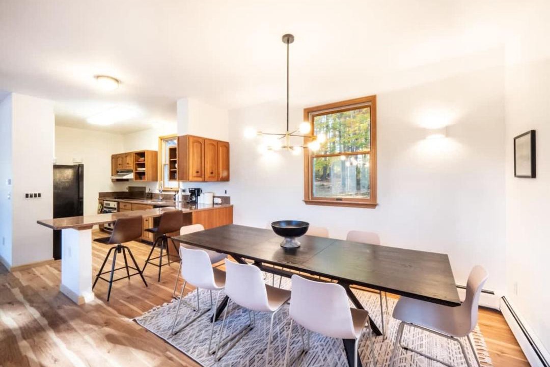 Photo of Others in Otis