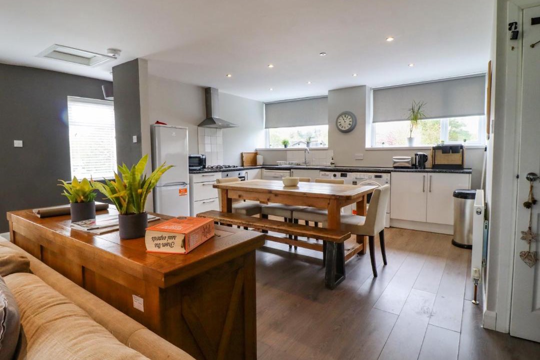 Photo of Others in Clayton le Dale