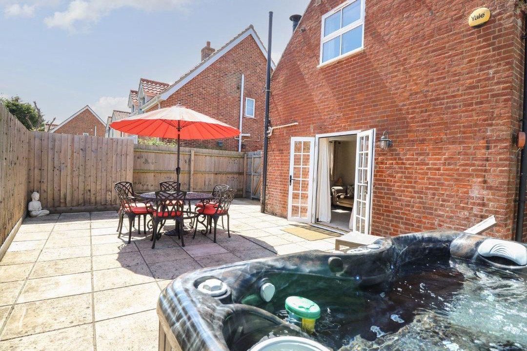 Photo of Others in Foxley