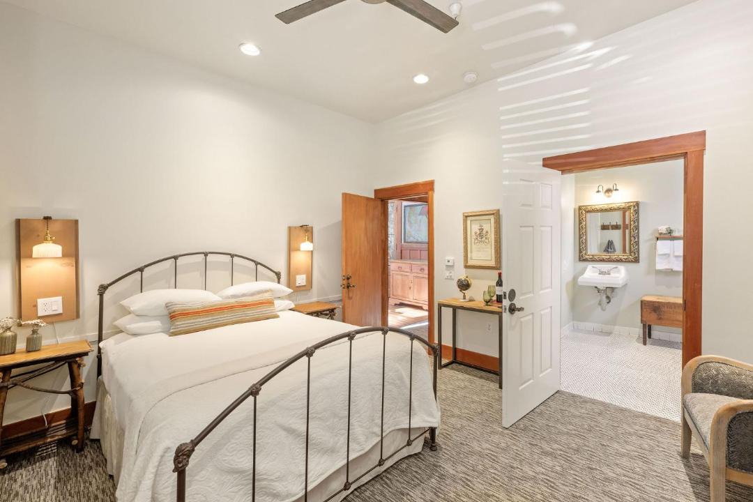 Photo of Others in Sonoma