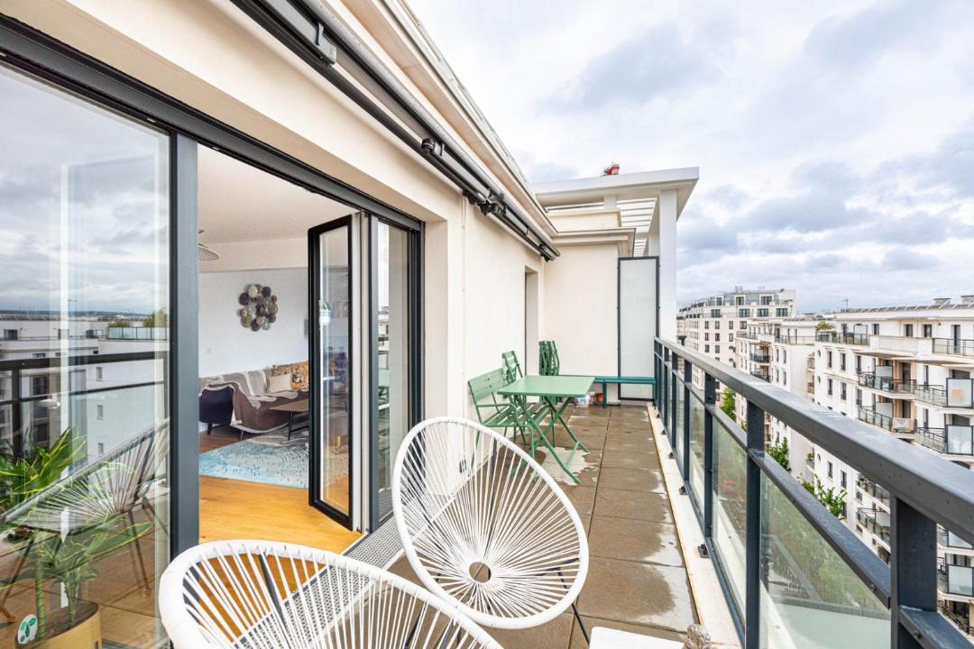 Photo of Others in Suresnes