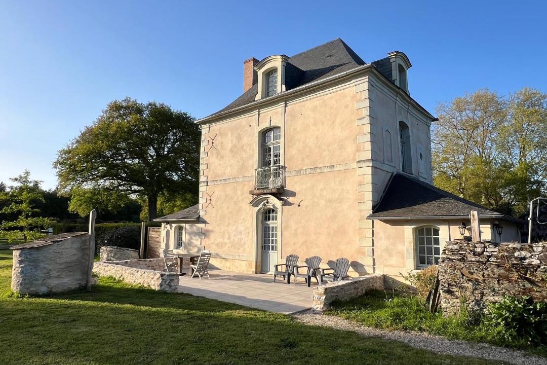 Photo of Others in Feneu