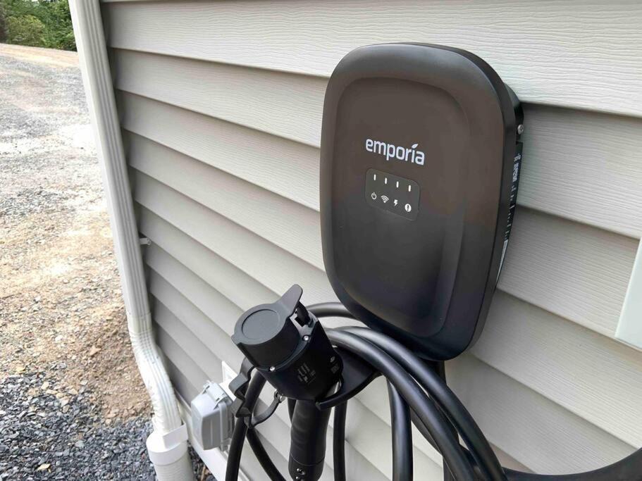 Photo of Others in Monticello