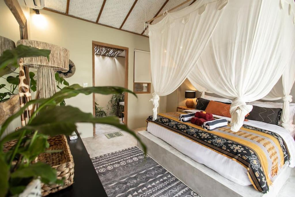 Photo of Others in Jungut Batu