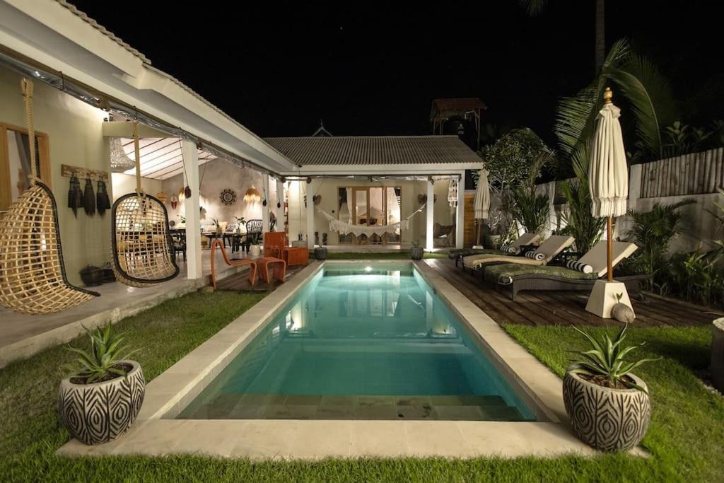 Photo of Others in Jungut Batu