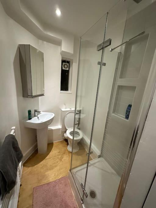 Photo of Others in St. Helen's