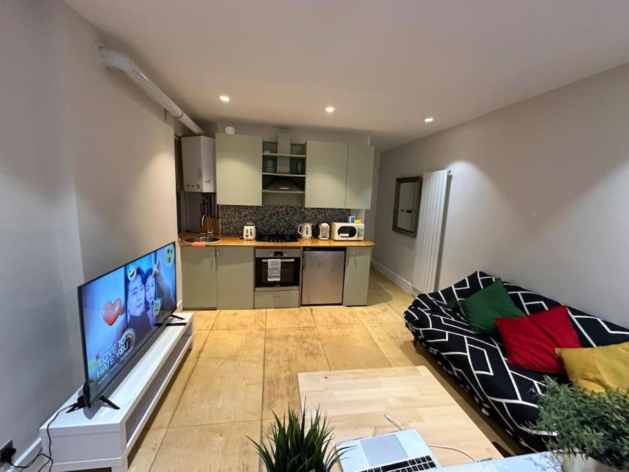 Photo of Others in St. Helen's