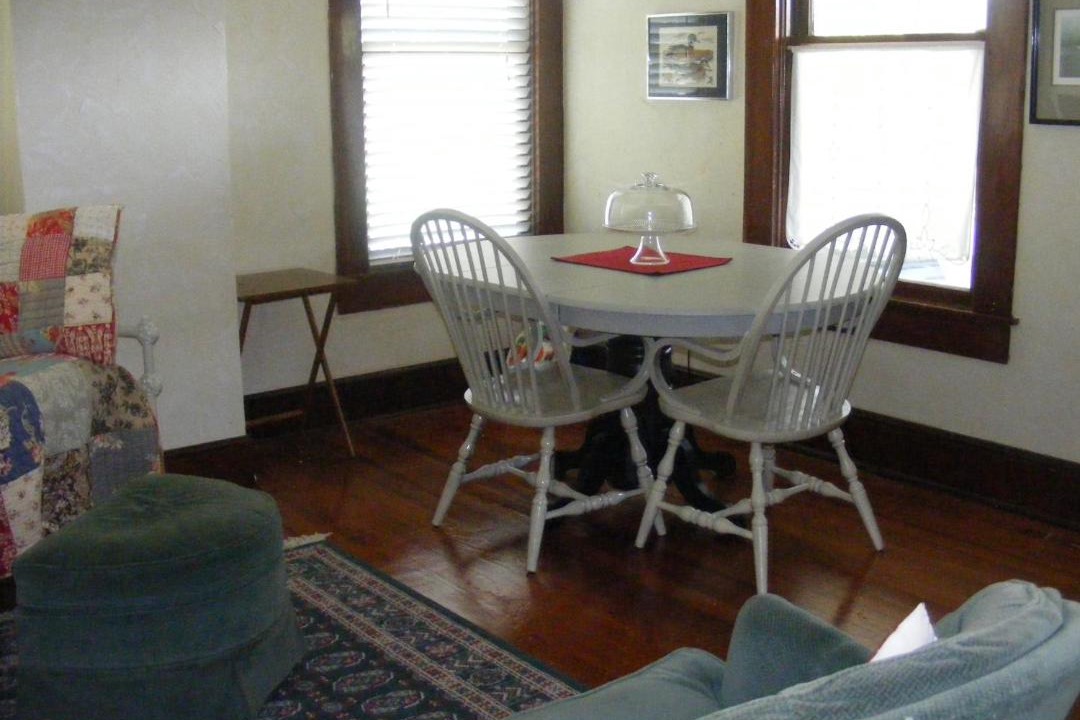 Photo of Livingroom in Glen Rose