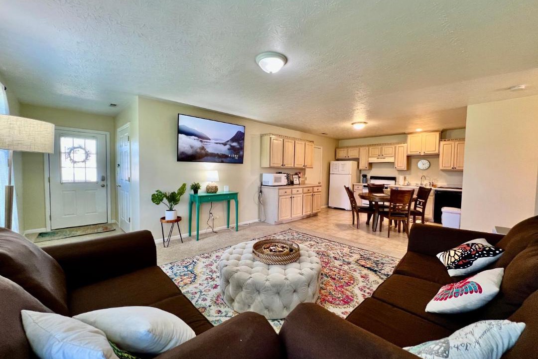 Photo of Livingroom in Monroe