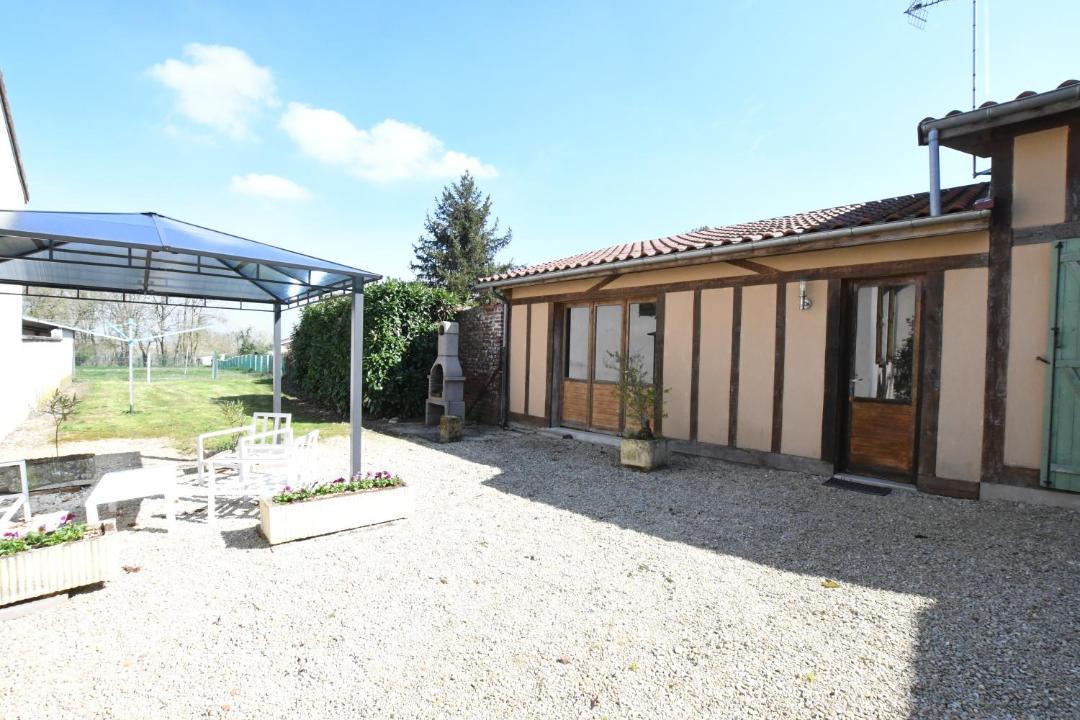 Photo of Buildings in Outines